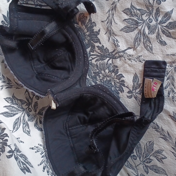 2 Black Shelf Bras 32G -Parfait by Affinitas - Picture 4 of 8